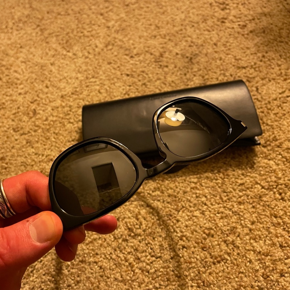 🔥🔥SAINT LAURENT DESIGNER SUNGLASSES BLACK🔥🔥 - Picture 4 of 7